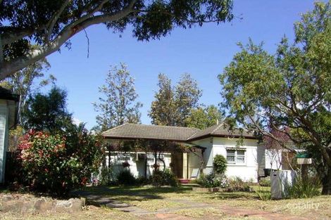 15 Warman St, Pendle Hill, NSW 2145