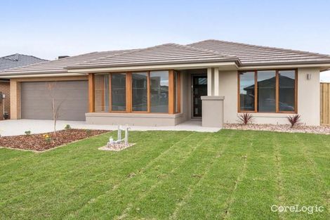 Property photo of 14 Taworri Crescent Werribee VIC 3030