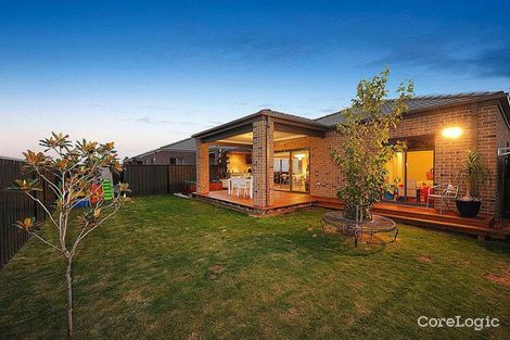 Property photo of 81 Brownlow Drive Point Cook VIC 3030