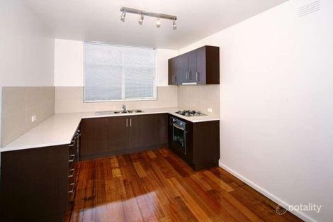 Property photo of 3/180 Doncaster Road Balwyn North VIC 3104