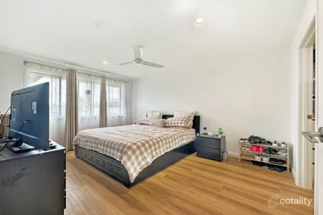 Property photo of 13A Essendene Gardens Mallabula NSW 2319