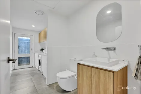 Property photo of 13A Essendene Gardens Mallabula NSW 2319