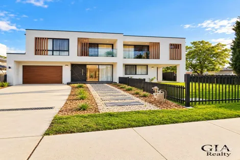 61 THE BOULEVARDE, FAIRFIELD WEST, NSW 2165