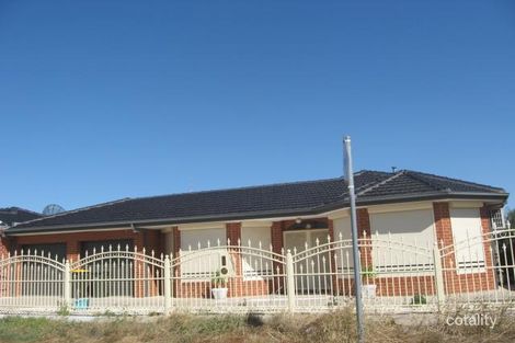 15 Antonie Ave, Delahey, VIC 3037