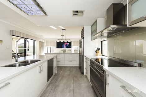 Property photo of 4 Nornalup Close Aubin Grove WA 6164