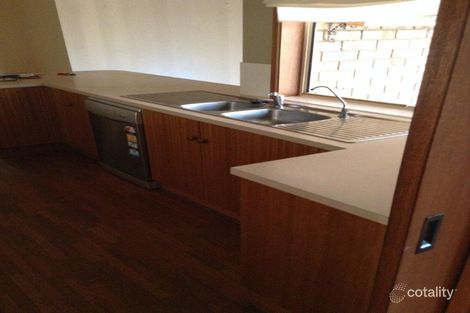 Property photo of 2 Thaxted Court Morphett Vale SA 5162