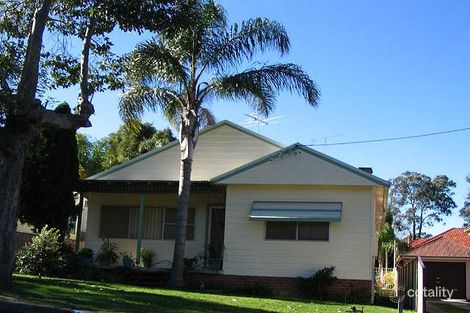 16 Poyner Ave, Glendale, NSW 2285