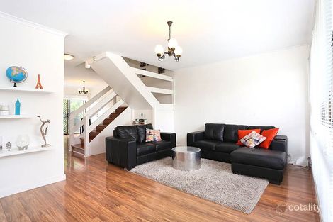 Property photo of 2/72-76 Ormond Road Ascot Vale VIC 3032