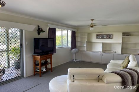 Property photo of 20 Railway Terrace Crows Nest QLD 4355