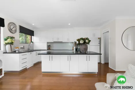 Property photo of 4 Harper Close Karabar NSW 2620