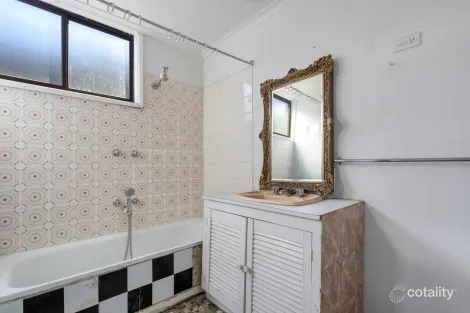 Property photo of 176 Glenlyon Road Brunswick East VIC 3057