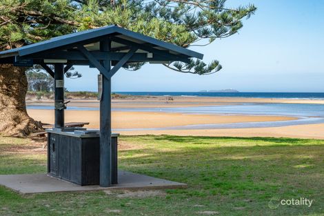 Property photo of 10 The Corso Moonee Beach NSW 2450