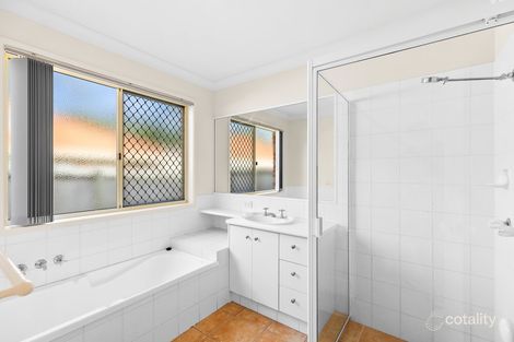 Property photo of 6 Toomba Place Forest Lake QLD 4078