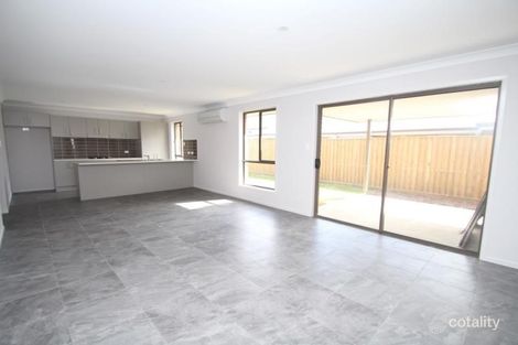 Property photo of 8 Wirripang Street Fletcher NSW 2287
