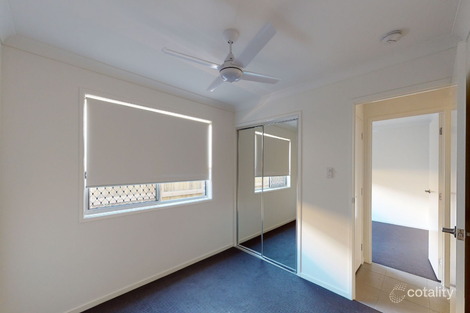 Property photo of 1/29 Farmer Place Park Ridge QLD 4125