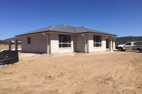 40 Woolshed Creek Rd, Summerholm, QLD 4341