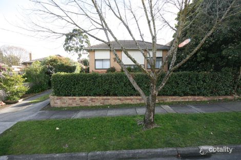 32 Silverton Dr, Ferntree Gully, VIC 3156