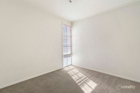 Property photo of 33/151 Fitzroy Street St Kilda VIC 3182