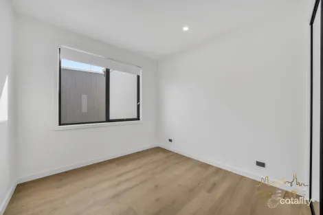 Property photo of 23 Hargreaves Crescent Braybrook VIC 3019