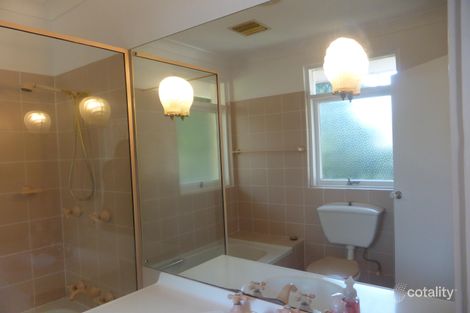 Property photo of 27 Savige Street Campbell ACT 2612