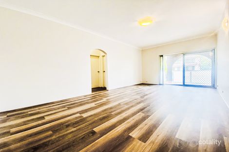 2/13 Jubilee Ave, Carlton, NSW 2218