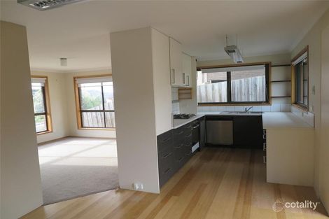 8 Cuthbertson Pl, Lenah Valley, TAS 7008