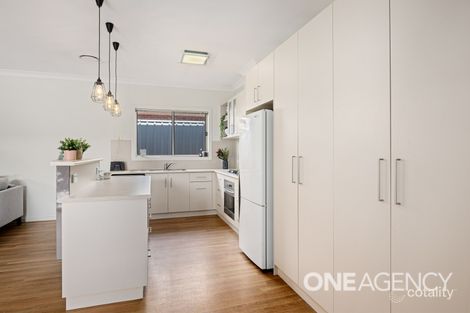 Property photo of 2/21 Honeyeater Circuit Thurgoona NSW 2640