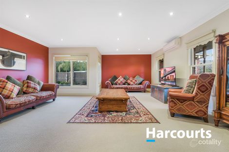 Property photo of 24 Eldershaw Drive Lynbrook VIC 3975