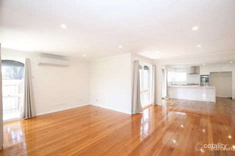 Property photo of 20 Ashbrook Circuit Bundoora VIC 3083