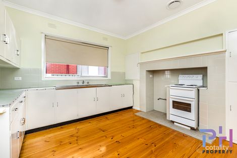 Property photo of 9 Shamrock Street Golden Square VIC 3555