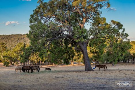 Property photo of 630 Chittering Road Bullsbrook WA 6084