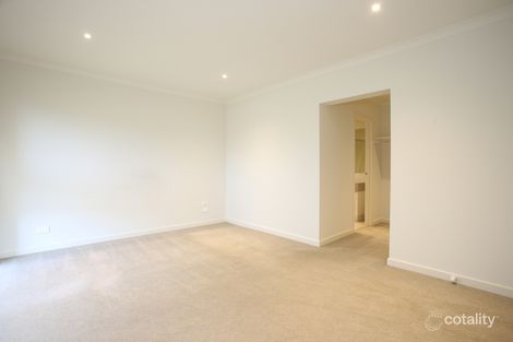 Property photo of 45 Llano Circuit Berwick VIC 3806