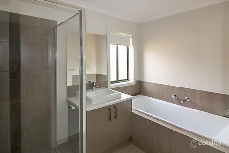 Property photo of 9 Elgata Way Werribee VIC 3030