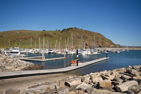 Property photo of 24 Seaview Avenue Wirrina Cove SA 5204