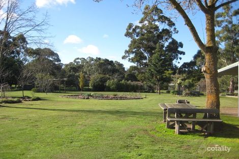 Property photo of 37 Swinburne Avenue Gisborne VIC 3437
