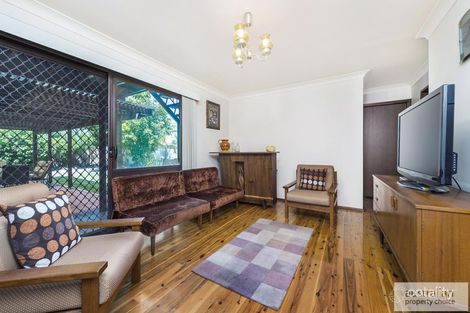Property photo of 2 Sammut Crescent Chipping Norton NSW 2170