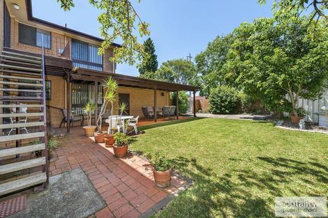 Property photo of 2 Sammut Crescent Chipping Norton NSW 2170