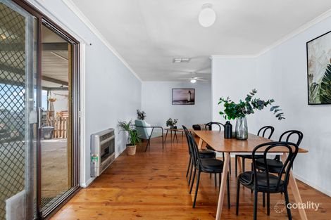 Property photo of 4 Beresford Avenue Christie Downs SA 5164