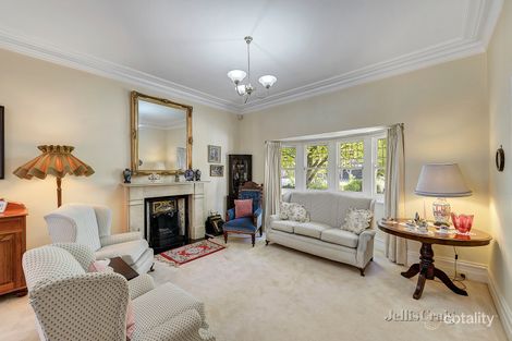 Property photo of 212 Union Road Surrey Hills VIC 3127