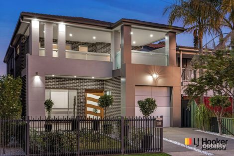 8 Monie Ave, East Hills, NSW 2213