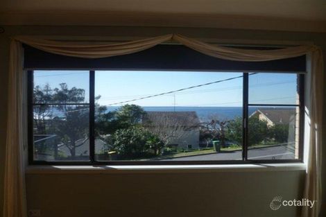 Property photo of 41 Scenic Drive Caves Beach NSW 2281