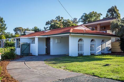 16 Coolabah Dr, Mount Nasura, WA 6112
