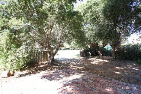 Property photo of 4 Dorothy Street Ashfield WA 6054