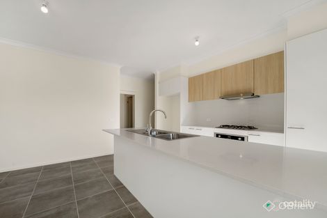 Property photo of 1 Woodbine Street Pakenham VIC 3810