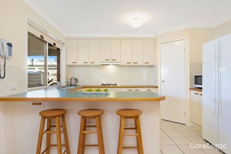 62 Reginald Ave, Arana Hills, QLD 4054