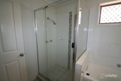 Property photo of 6 Hillcrest Street Emerald QLD 4720