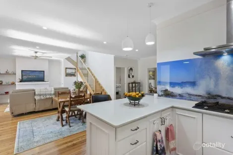 Property photo of 19A Garde Street Centenary Heights QLD 4350