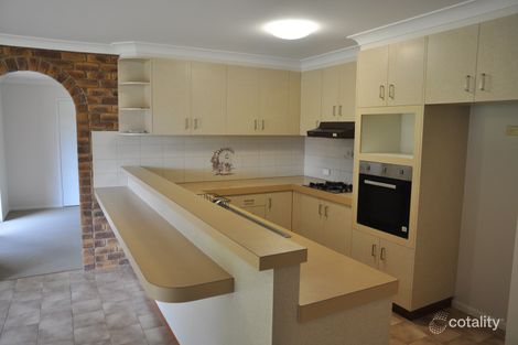 Property photo of 35 Lorraine Crescent Centenary Heights QLD 4350