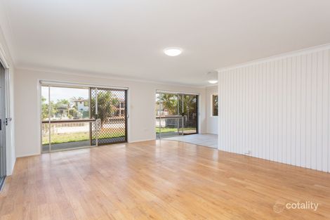 1/12 Carmel Ct, Broadbeach Waters, QLD 4218
