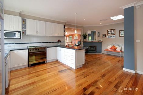 Property photo of 676-678 Park Road Park Orchards VIC 3114